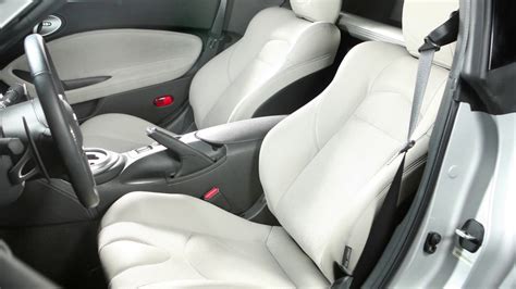 370z heated seat slot change.